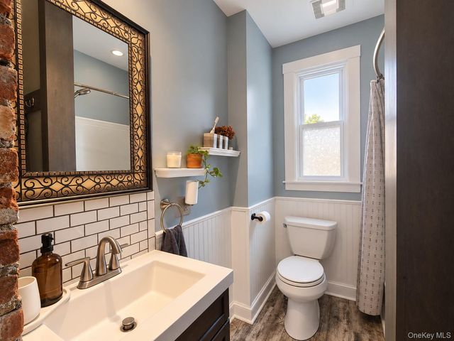2 Linwood Avenue, Poughkeepsie, NY 12601