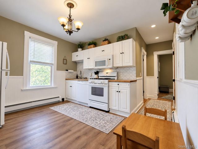 2 Linwood Avenue, Poughkeepsie, NY 12601