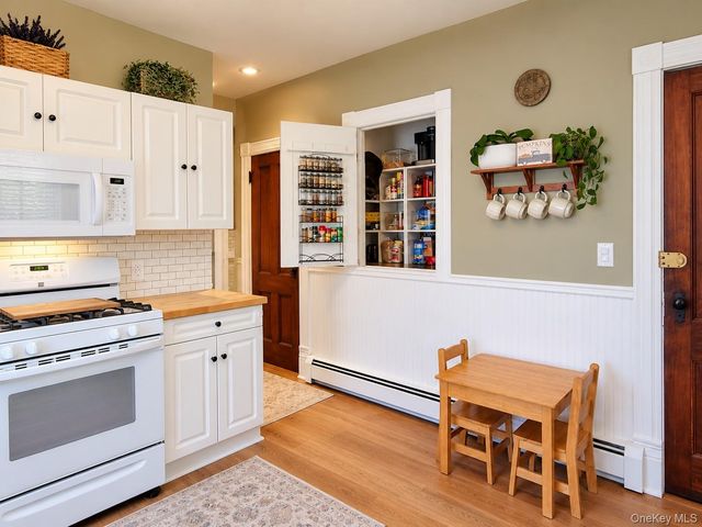 2 Linwood Avenue, Poughkeepsie, NY 12601
