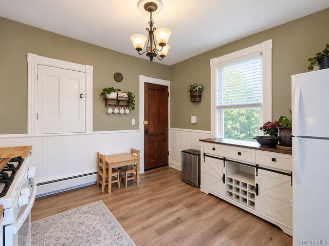 2 Linwood Avenue, Poughkeepsie, NY 12601