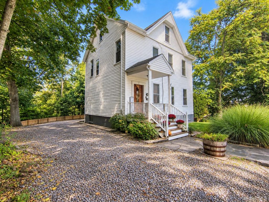 2 Linwood Avenue, Poughkeepsie, NY 12601