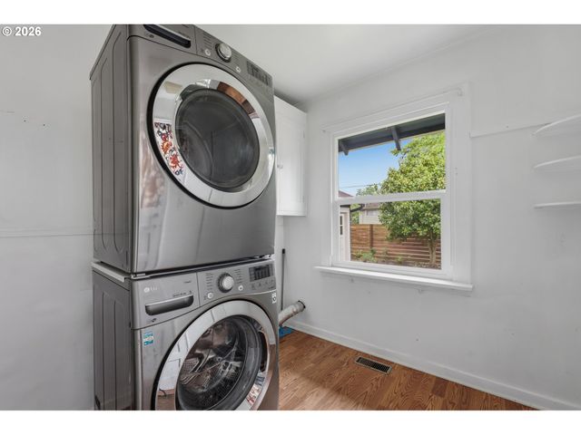 6805 N MICHIGAN Ave, Portland, OR 97217