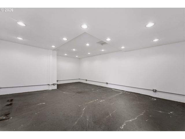 6805 N MICHIGAN Ave, Portland, OR 97217