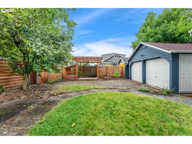 6805 N MICHIGAN Ave, Portland, OR 97217
