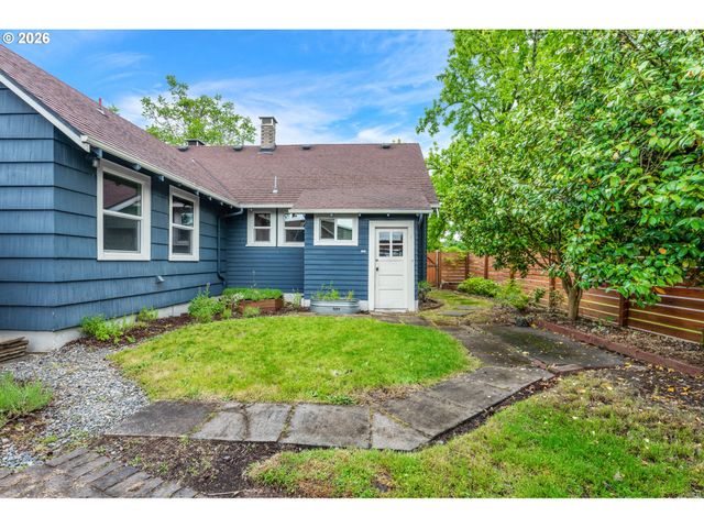6805 N MICHIGAN Ave, Portland, OR 97217