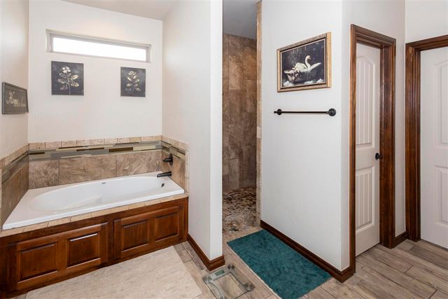 8396 SE 90th St, Lawton, OK 73501