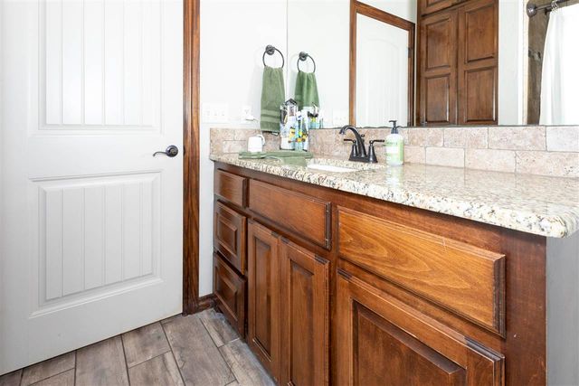 8396 SE 90th St, Lawton, OK 73501