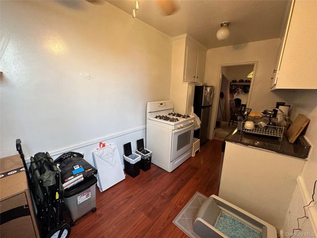 1425 Thieriot Ave Thieriot ave Avenue 6J, Bronx, NY 10460