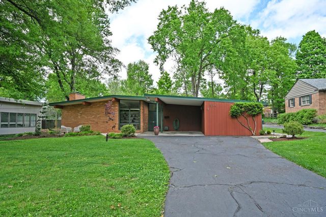 536 Laramie Trail, Wyoming, OH 45215