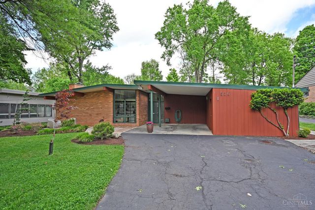 536 Laramie Trail, Wyoming, OH 45215