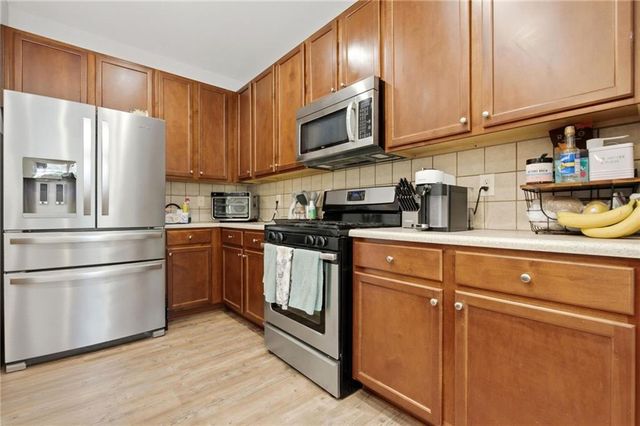 515 Creekshire Circle, Canton, GA 30115
