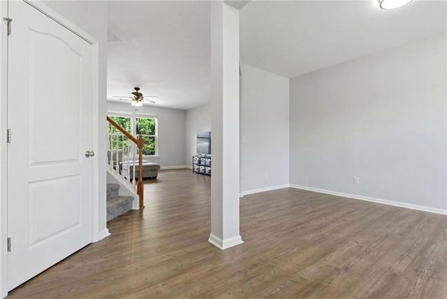515 Creekshire Circle, Canton, GA 30115