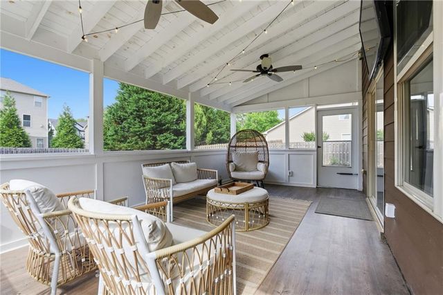 515 Creekshire Circle, Canton, GA 30115