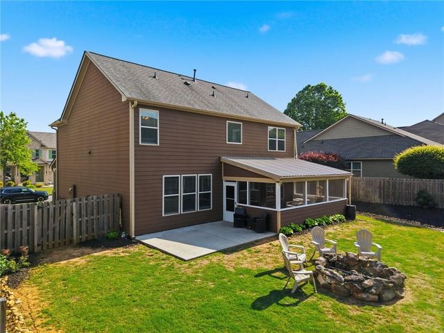 515 Creekshire Circle, Canton, GA 30115