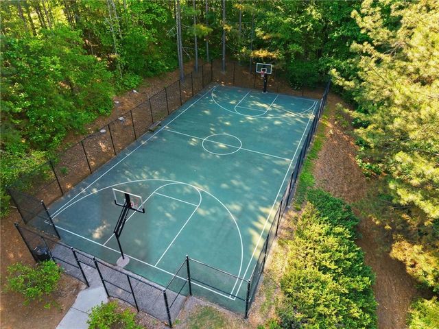 515 Creekshire Circle, Canton, GA 30115