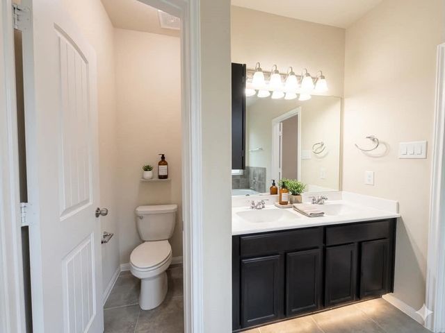 1247 S Maple Drive, Katy, TX 77493