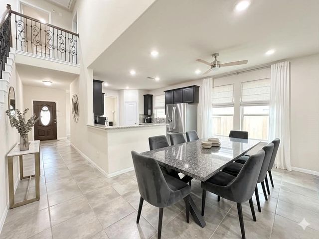 1247 S Maple Drive, Katy, TX 77493