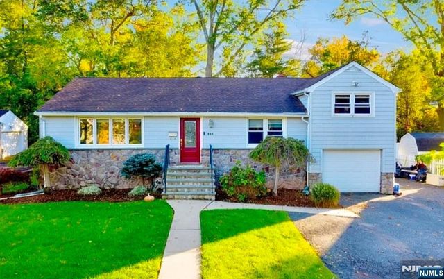 684 Spring Avenue, Ridgewood, NJ 07450