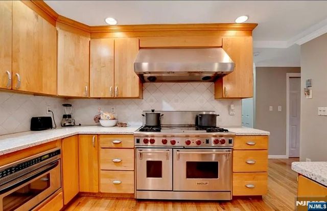 684 Spring Avenue, Ridgewood, NJ 07450