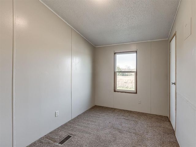 16872 Drummond Road, Shawnee, OK 74801