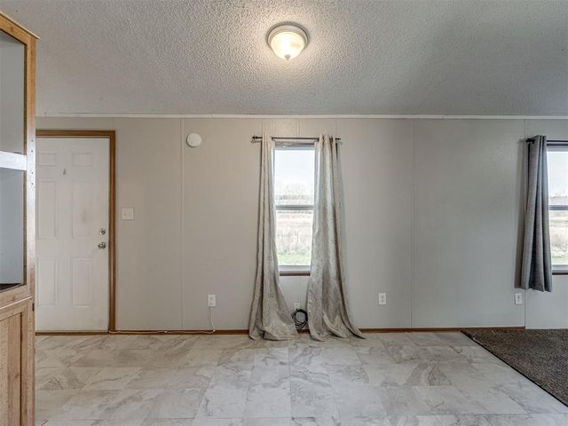 16872 Drummond Road, Shawnee, OK 74801