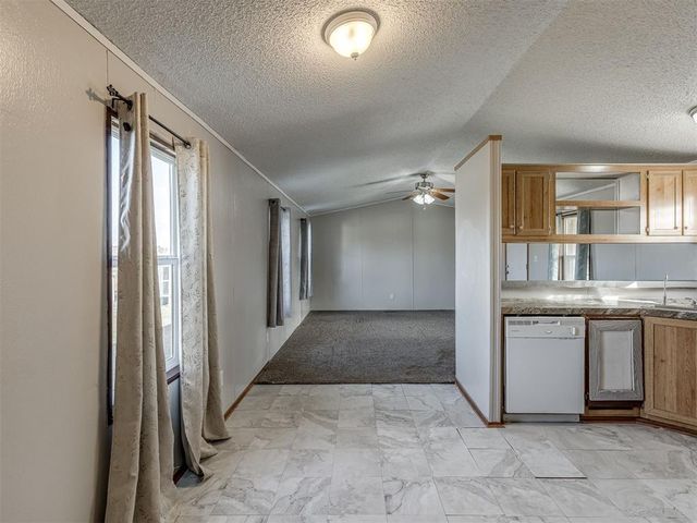 16872 Drummond Road, Shawnee, OK 74801