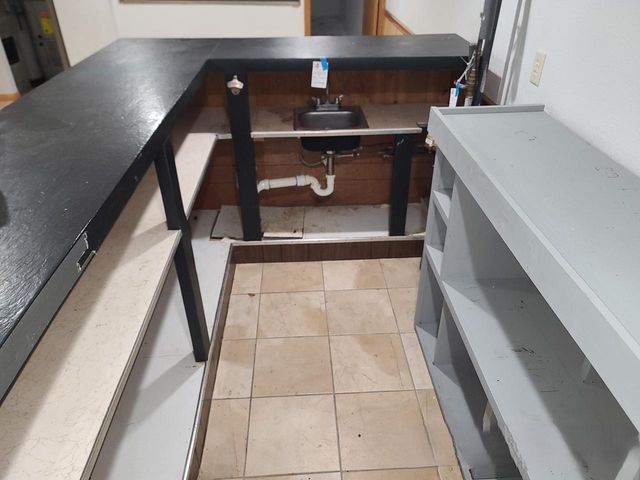 6233 S Avalon STREET, Milwaukee, WI 53221