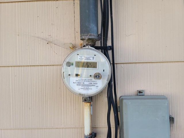 6233 S Avalon STREET, Milwaukee, WI 53221