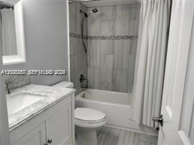 115 NE 202nd Ter M-19, Miami Gardens, FL 33179