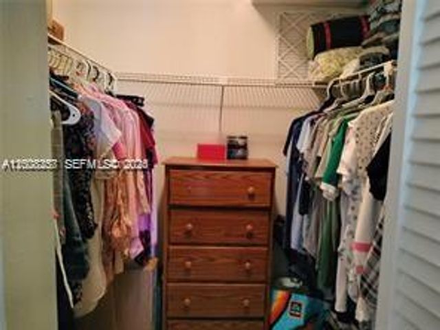 115 NE 202nd Ter M-19, Miami Gardens, FL 33179