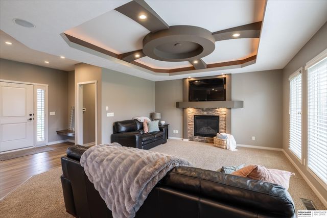 1303 N 183rd Avenue, Omaha, NE 68022