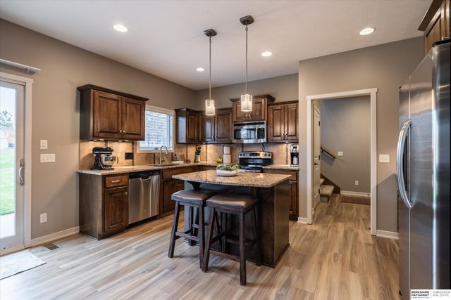 1303 N 183rd Avenue, Omaha, NE 68022