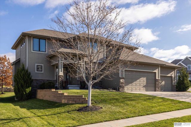 1303 N 183rd Avenue, Omaha, NE 68022