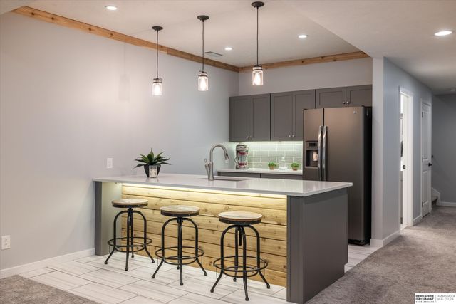 1303 N 183rd Avenue, Omaha, NE 68022