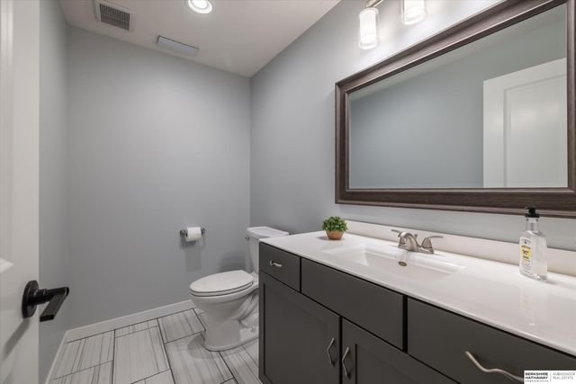 1303 N 183rd Avenue, Omaha, NE 68022