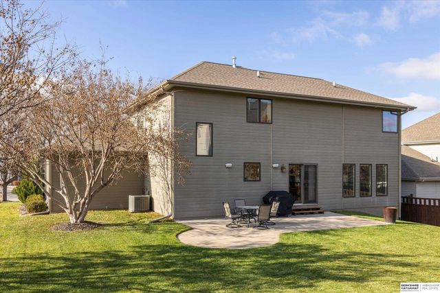 1303 N 183rd Avenue, Omaha, NE 68022