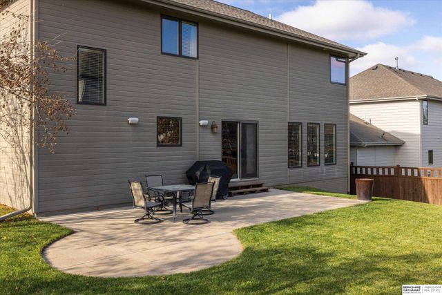 1303 N 183rd Avenue, Omaha, NE 68022