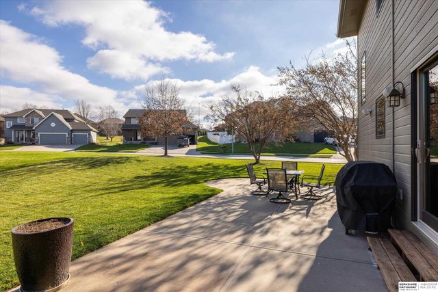 1303 N 183rd Avenue, Omaha, NE 68022