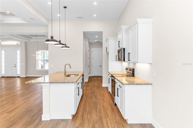 2210 S SPARKMAN AVENUE, Orange City, FL 32763