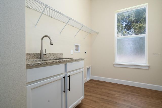 2210 S SPARKMAN AVENUE, Orange City, FL 32763