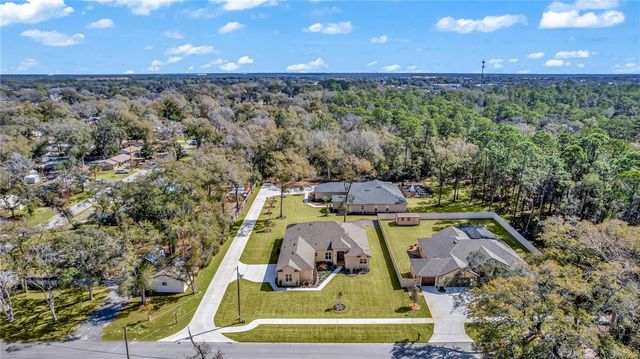 2210 S SPARKMAN AVENUE, Orange City, FL 32763