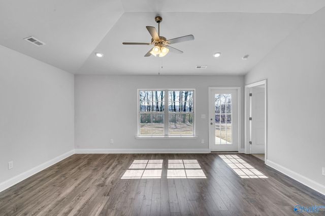 19784 Redhawk Drive, Athens, AL 35611