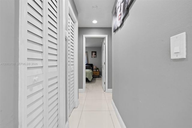 1752 S Anhinga Ln, Homestead, FL 33035