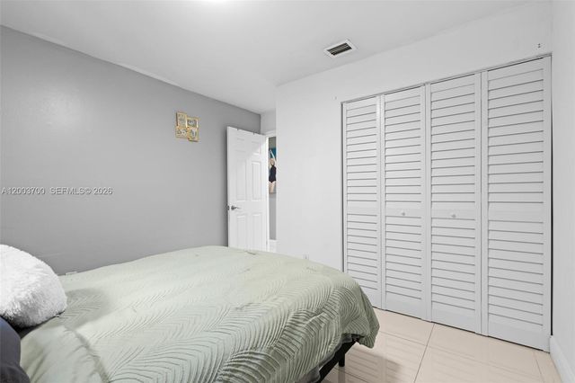 1752 S Anhinga Ln, Homestead, FL 33035