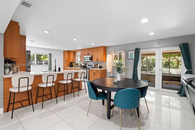 1752 S Anhinga Ln, Homestead, FL 33035