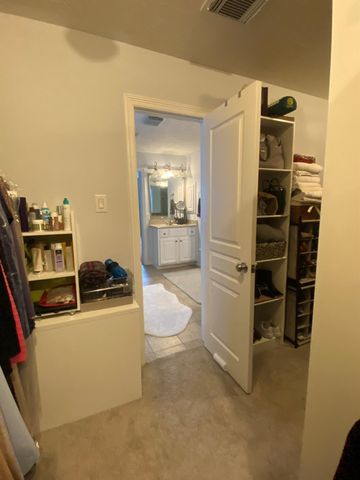 2931 Bering Drive, Houston, TX 77057