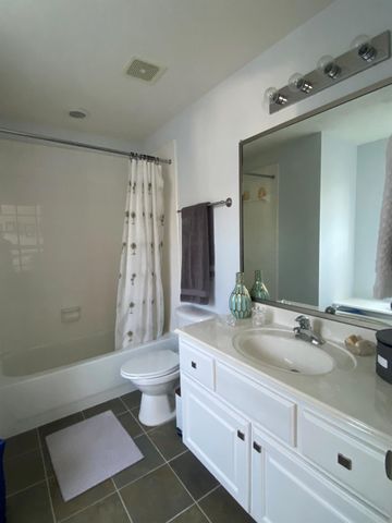 2931 Bering Drive, Houston, TX 77057