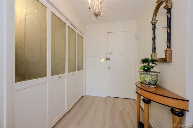 172-70 Highland Avenue 9-L, Jamaica Estates, NY 11432