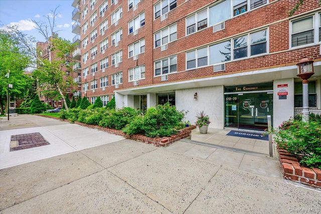172-70 Highland Avenue 9-L, Jamaica Estates, NY 11432