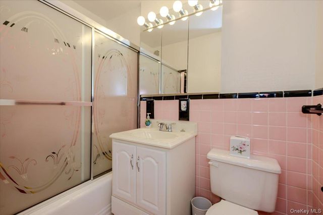 172-70 Highland Avenue 9-L, Jamaica Estates, NY 11432